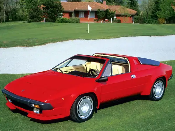 Click to enlarge Lamborghini Jalpa on PIRELLI CINTURATO P7 Tyres
