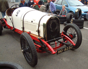 TT 3 Litre Bentley Replica with Beaded Edge Tyres