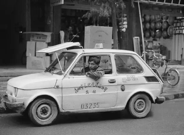 Taxi chinois Fiat 126p