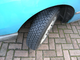 Citroen GS fitted with 145x15 Michelin XZX